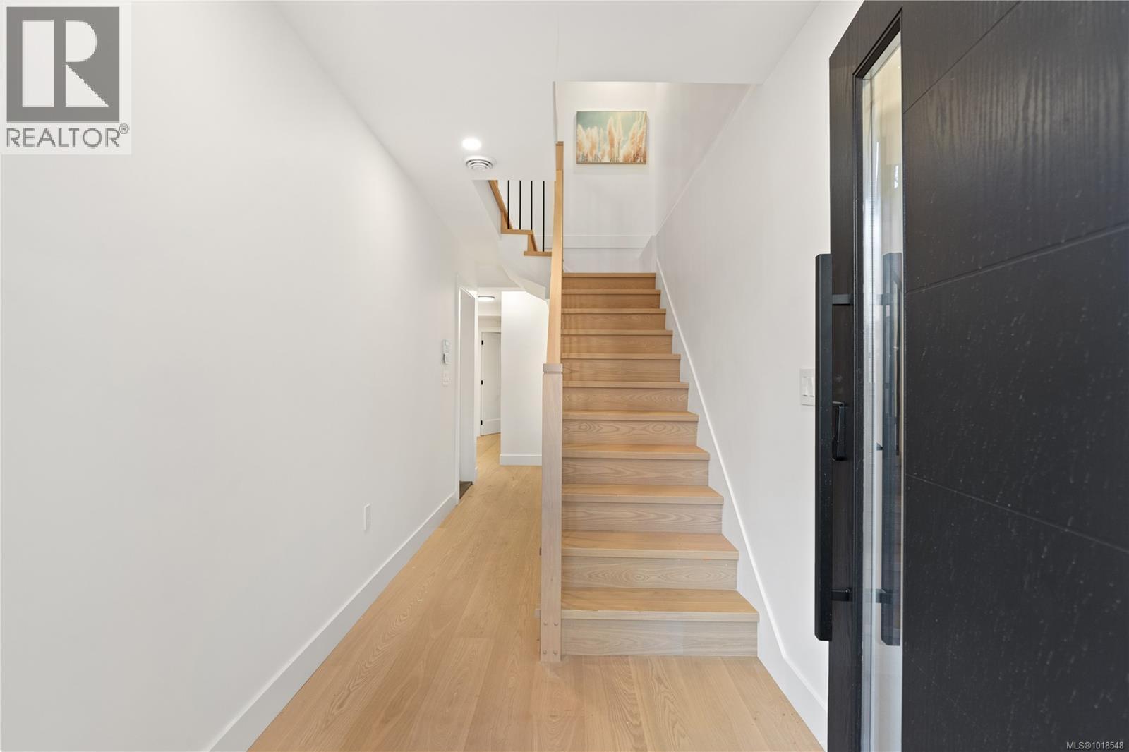 1342 Wood St, Esquimalt, British Columbia  V9A 5E1 - Photo 28 - 1018548