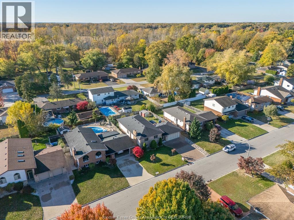 1953 Edgemore Avenue, Lasalle, Ontario  N9H 2J6 - Photo 6 - 25027497