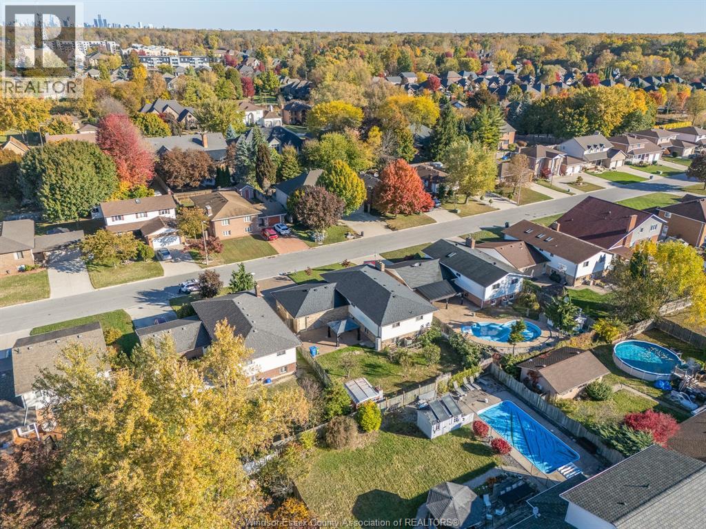 1953 Edgemore Avenue, Lasalle, Ontario  N9H 2J6 - Photo 8 - 25027497