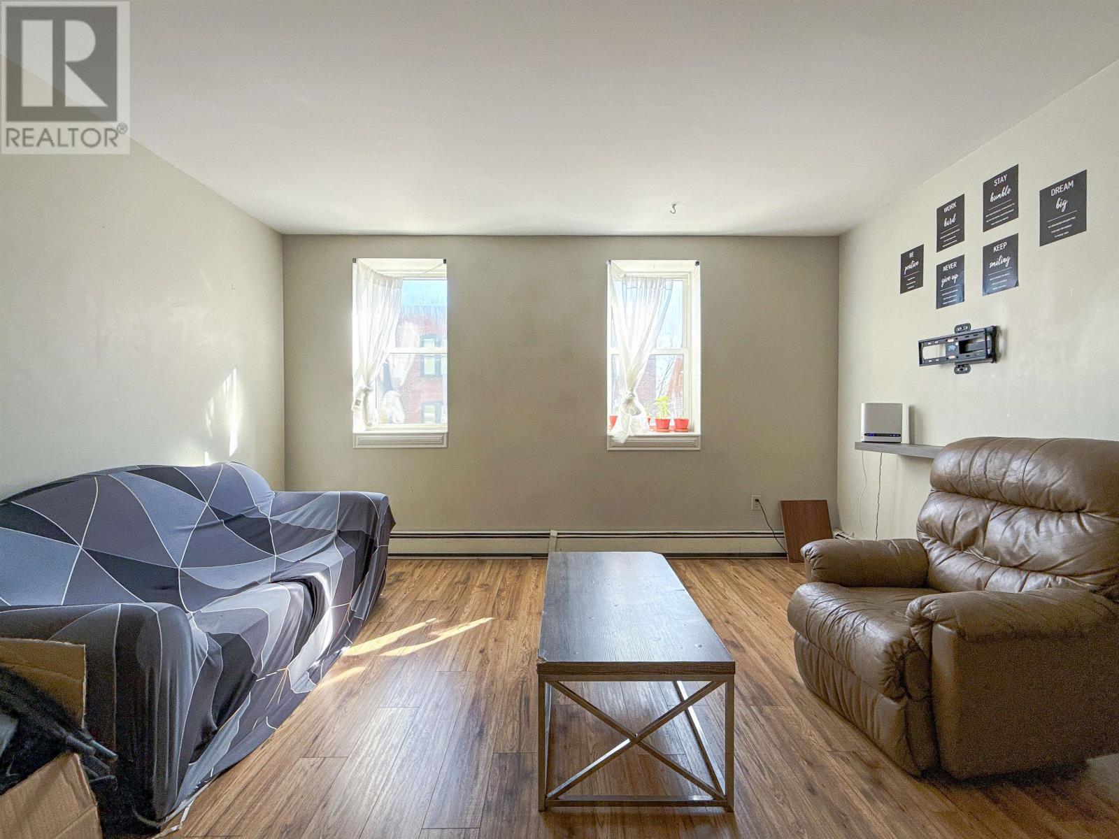 93 Water Street, Charlottetown, Prince Edward Island  C0A 1A5 - Photo 4 - 202526842