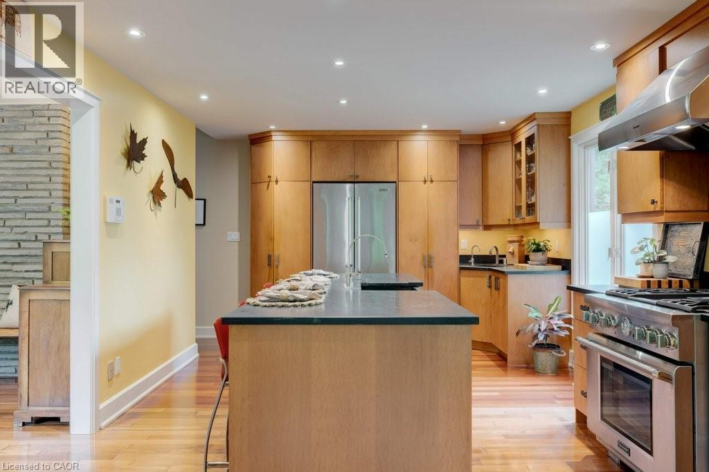 59 Park Road S, Grimsby, Ontario  L3M 4E7 - Photo 13 - 40784155