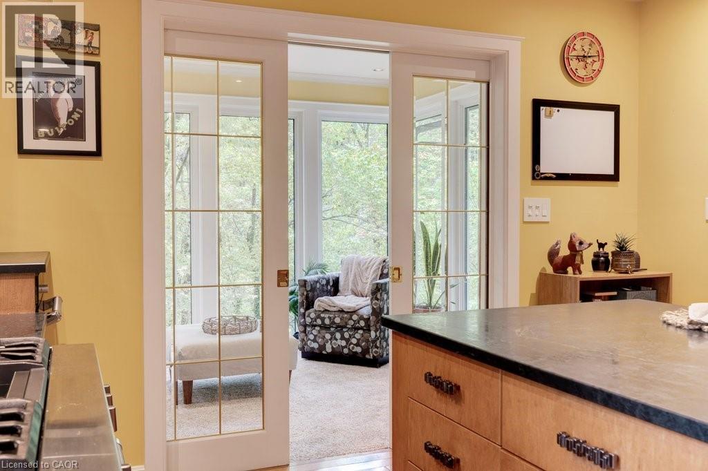 59 Park Road S, Grimsby, Ontario  L3M 4E7 - Photo 18 - 40784155