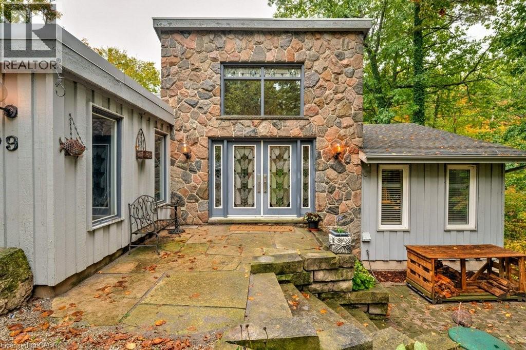 59 Park Road S, Grimsby, Ontario  L3M 4E7 - Photo 3 - 40784155