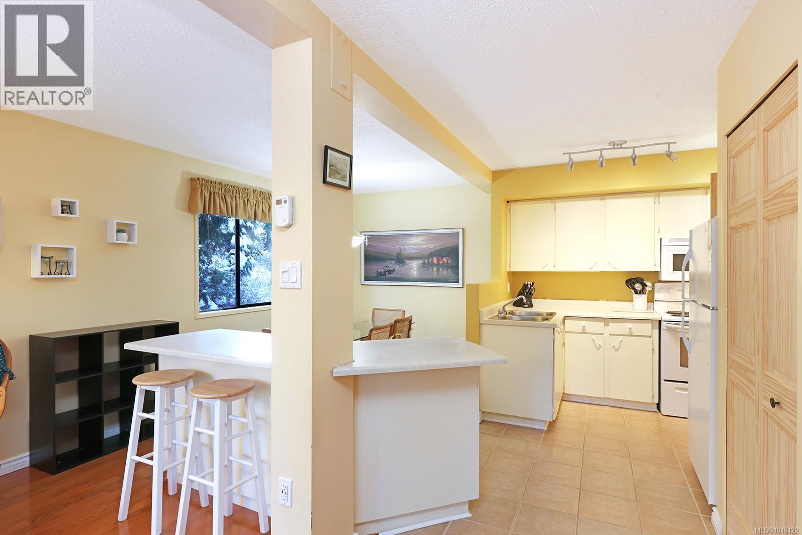 1 1084 Washington Way, Courtenay, British Columbia  V9J 1L0 - Photo 11 - 1018422