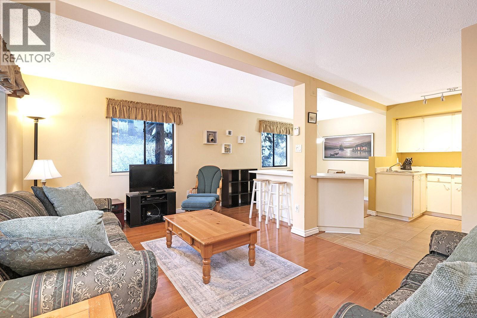 1 1084 Washington Way, Courtenay, British Columbia  V9J 1L0 - Photo 8 - 1018422