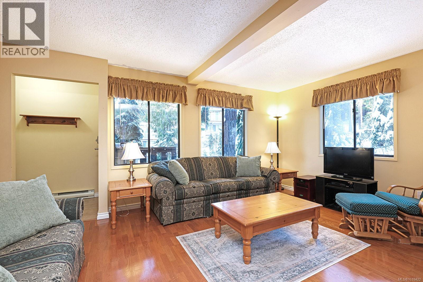 1 1084 Washington Way, Courtenay, British Columbia  V9J 1L0 - Photo 7 - 1018422