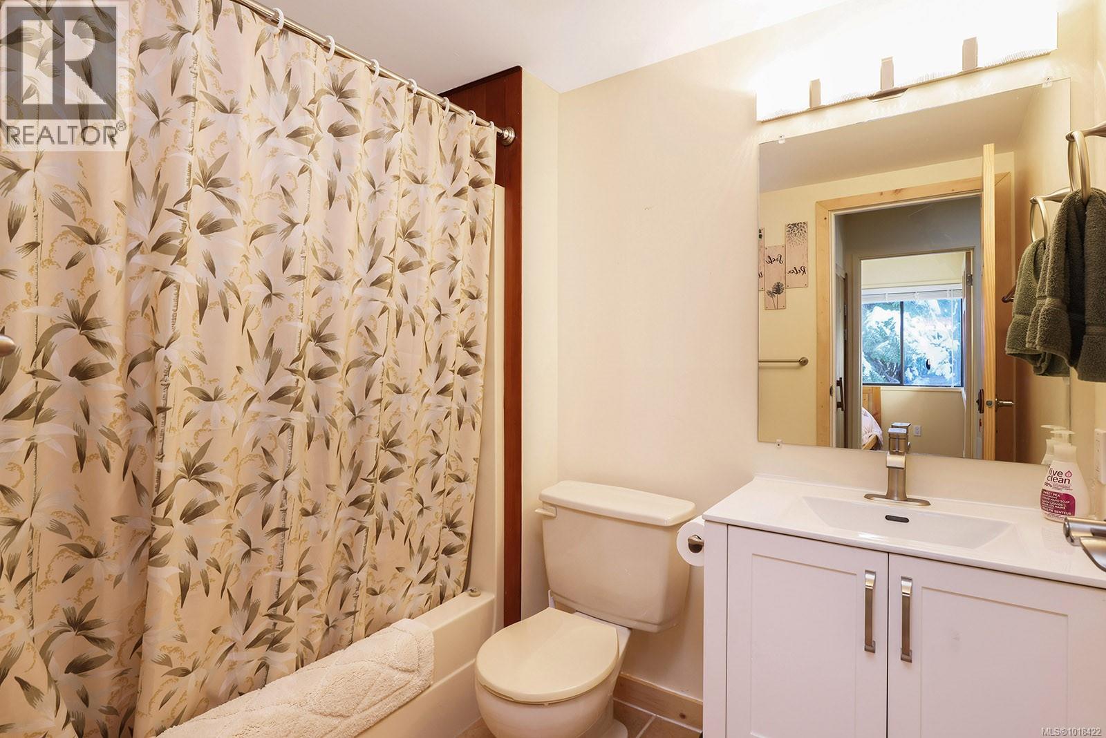 1 1084 Washington Way, Courtenay, British Columbia  V9J 1L0 - Photo 26 - 1018422