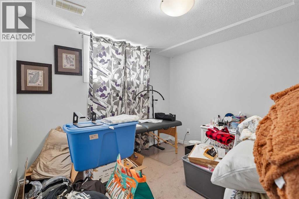 824 Luxstone Square Sw, Airdrie, Alberta  T4B 3L3 - Photo 24 - A2265001