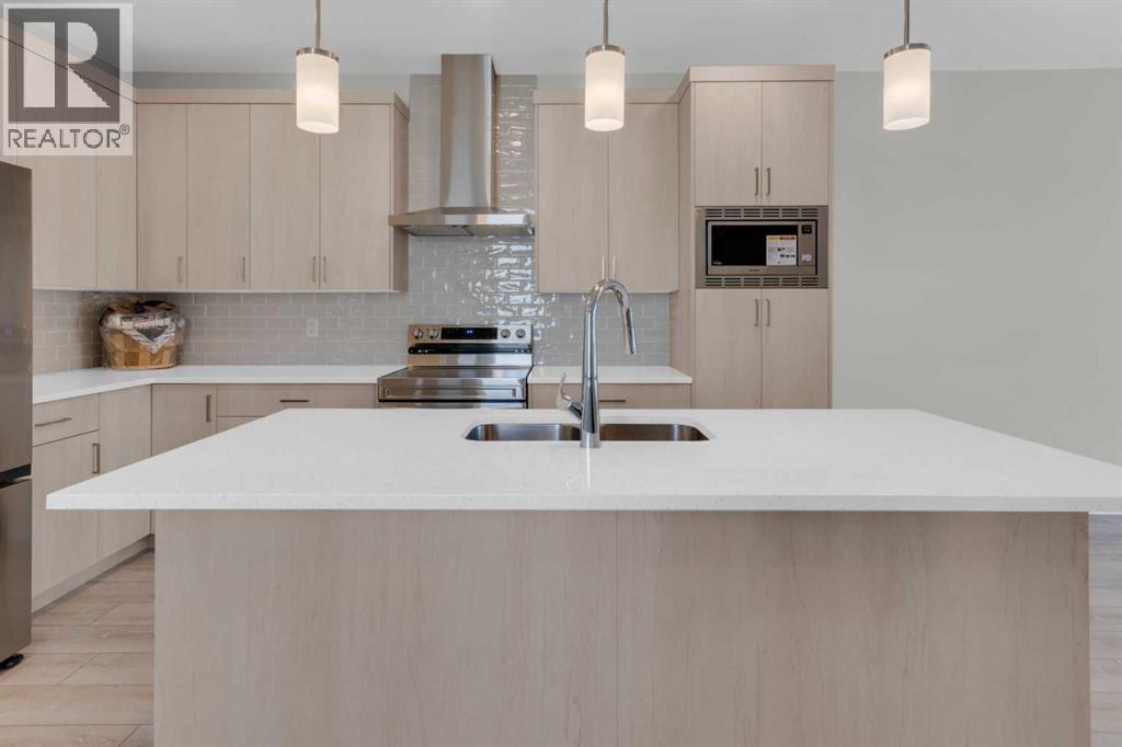 873 Livingston View Ne, Calgary, Alberta  T3P 2K6 - Photo 10 - A2265268