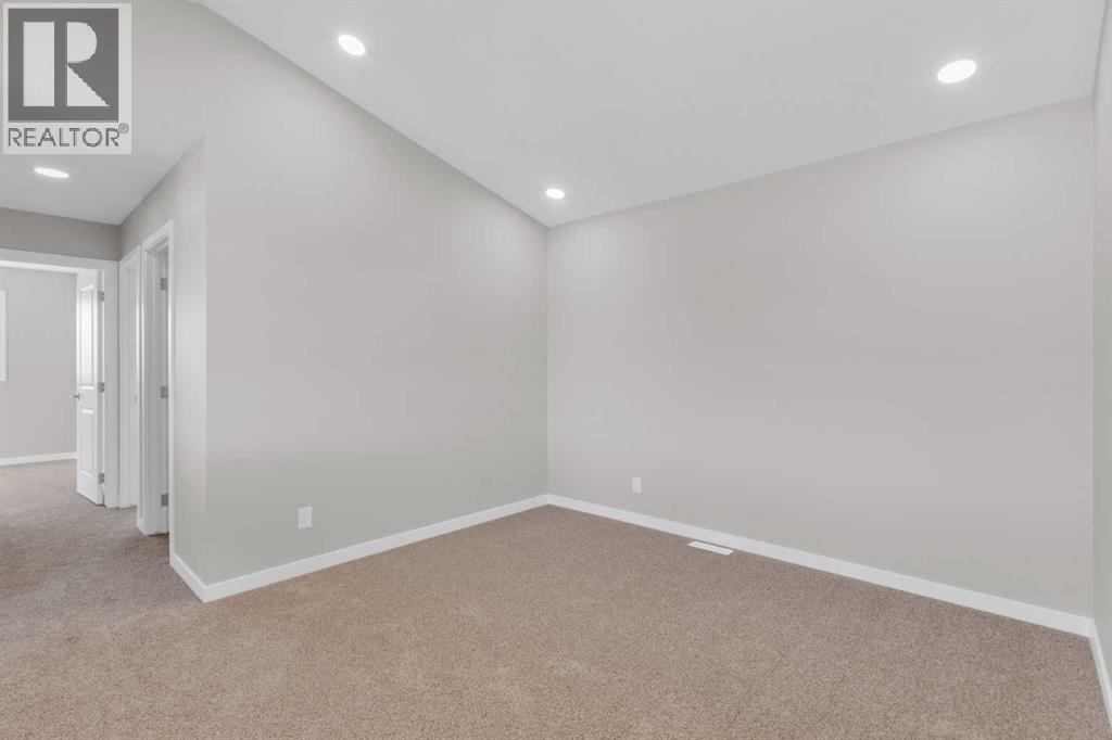 873 Livingston View Ne, Calgary, Alberta  T3P 2K6 - Photo 14 - A2265268