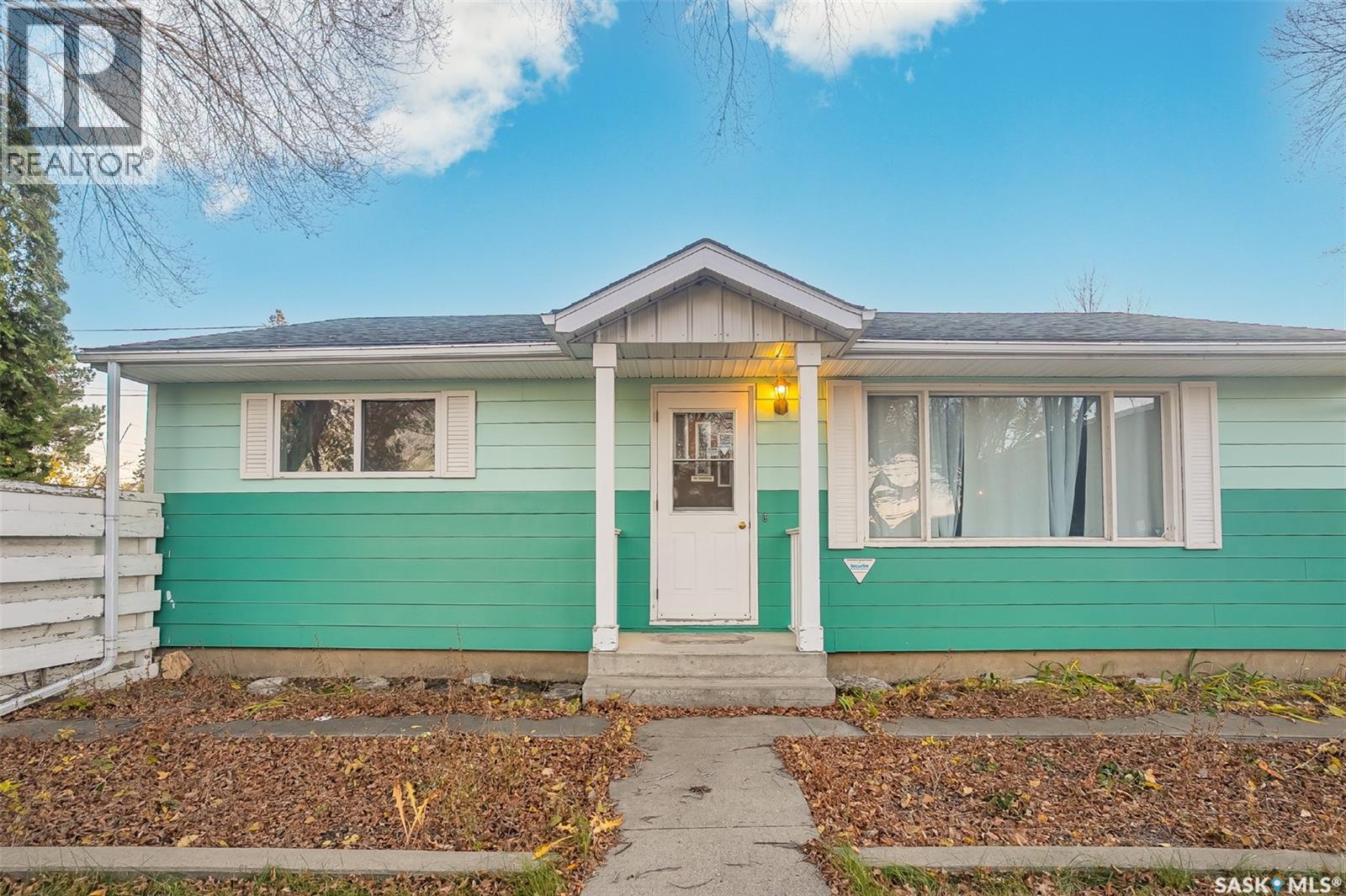 338 V AVENUE N, saskatoon, Saskatchewan