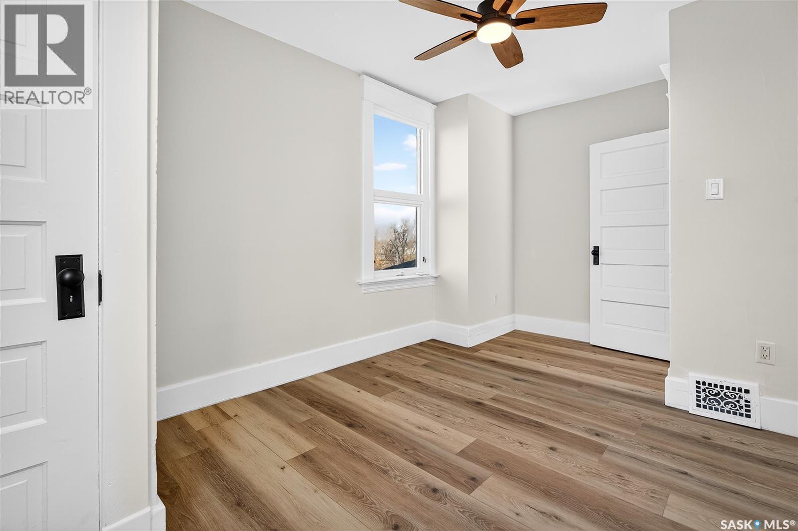 116 Iroquois Street E, Moose Jaw, Saskatchewan  S6H 4T2 - Photo 27 - SK021939