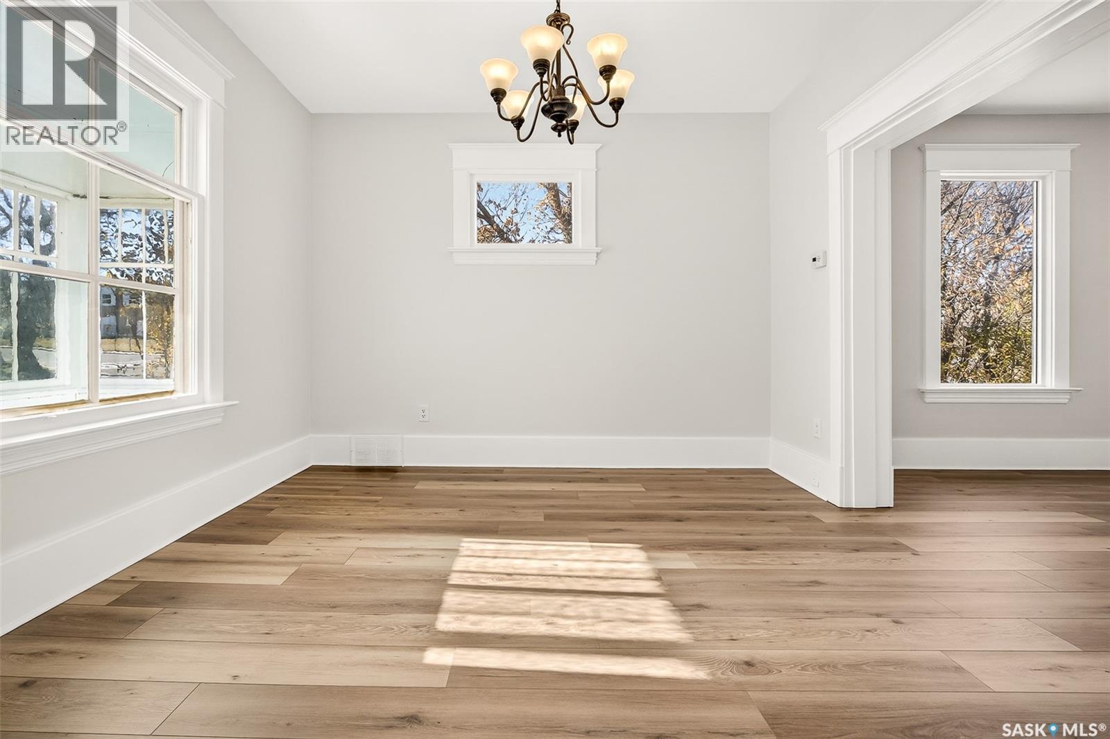 116 Iroquois Street E, Moose Jaw, Saskatchewan  S6H 4T2 - Photo 6 - SK021939