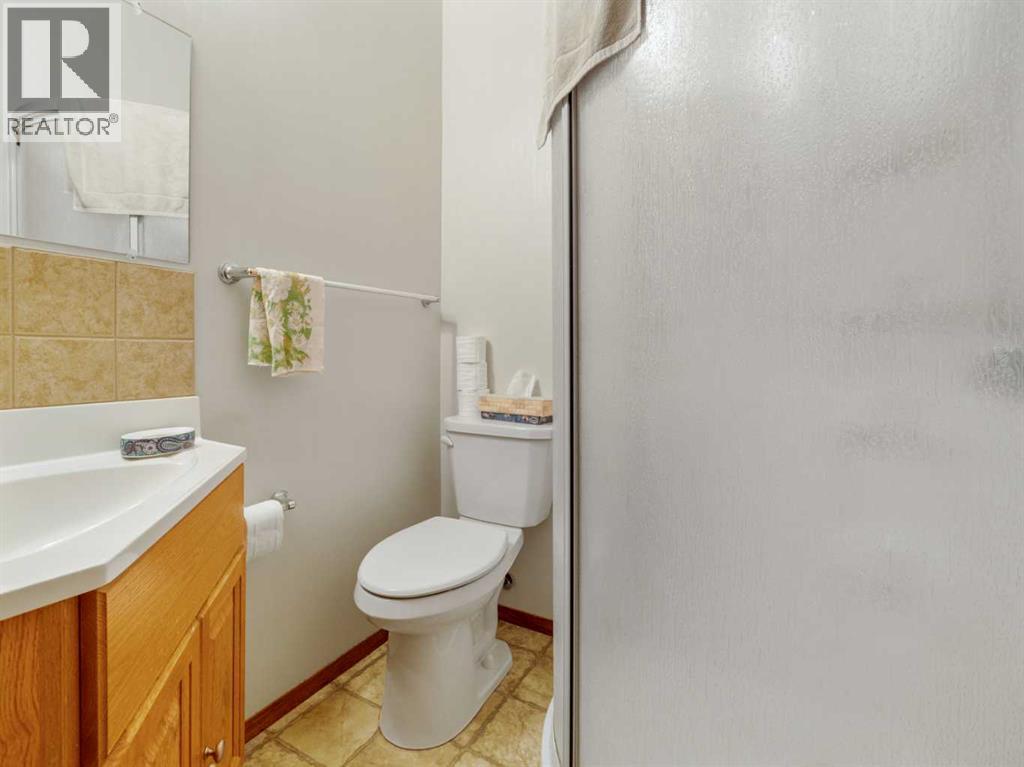 5906 55 Street, Taber, Alberta  T1G 1K3 - Photo 16 - A2264587