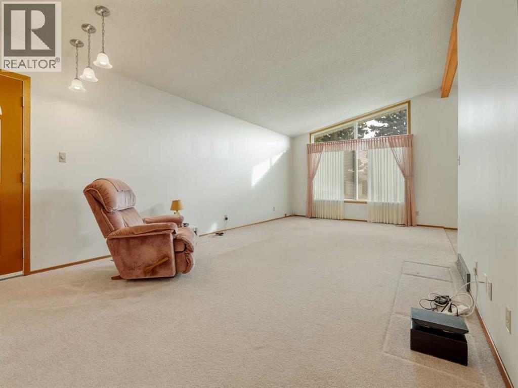 5906 55 Street, Taber, Alberta  T1G 1K3 - Photo 13 - A2264587