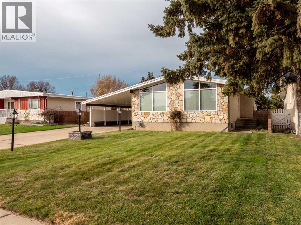 5906 55 Street, Taber, Alberta  T1G 1K3 - Photo 3 - A2264587