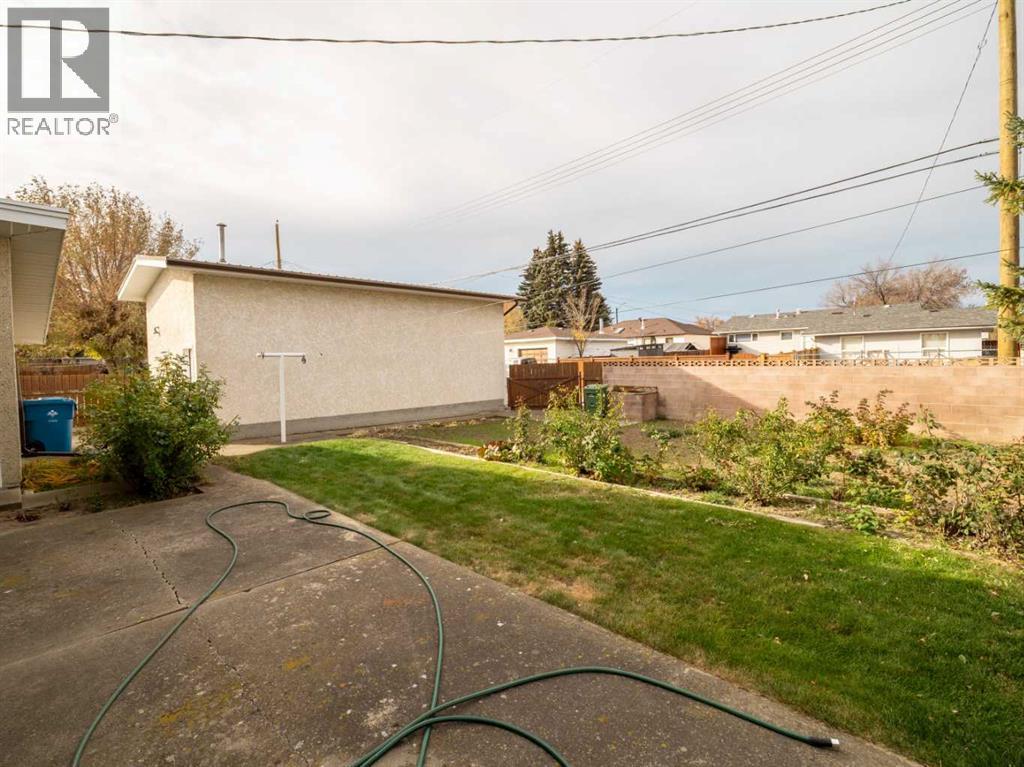 5906 55 Street, Taber, Alberta  T1G 1K3 - Photo 37 - A2264587