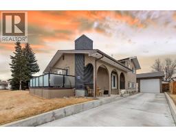 6024 28 Avenue NE Pineridge