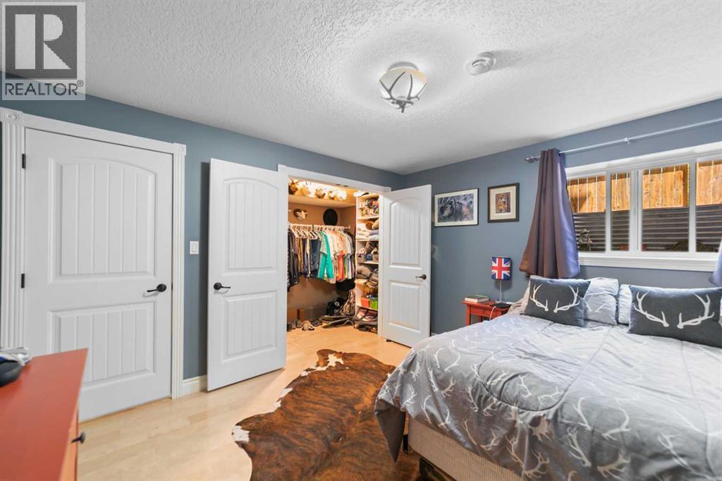 3701 68 A Street W, Camrose, Alberta  T4V 5B7 - Photo 35 - A2224129