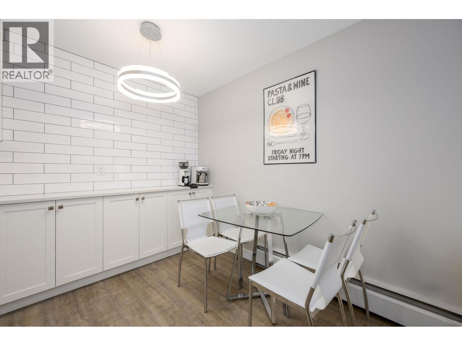 105 308 W 2nd Street, North Vancouver, British Columbia  V7M 1E1 - Photo 7 - R3058795