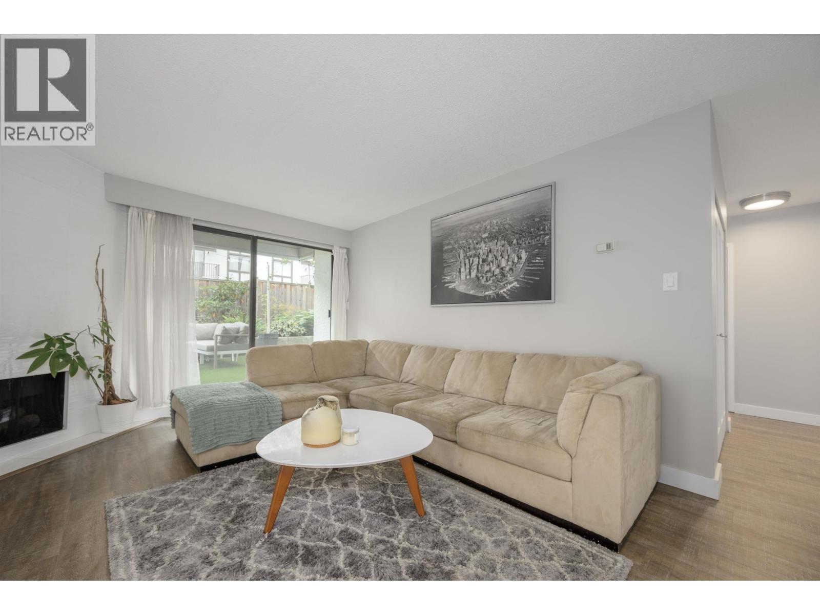 105 308 W 2nd Street, North Vancouver, British Columbia  V7M 1E1 - Photo 5 - R3058795