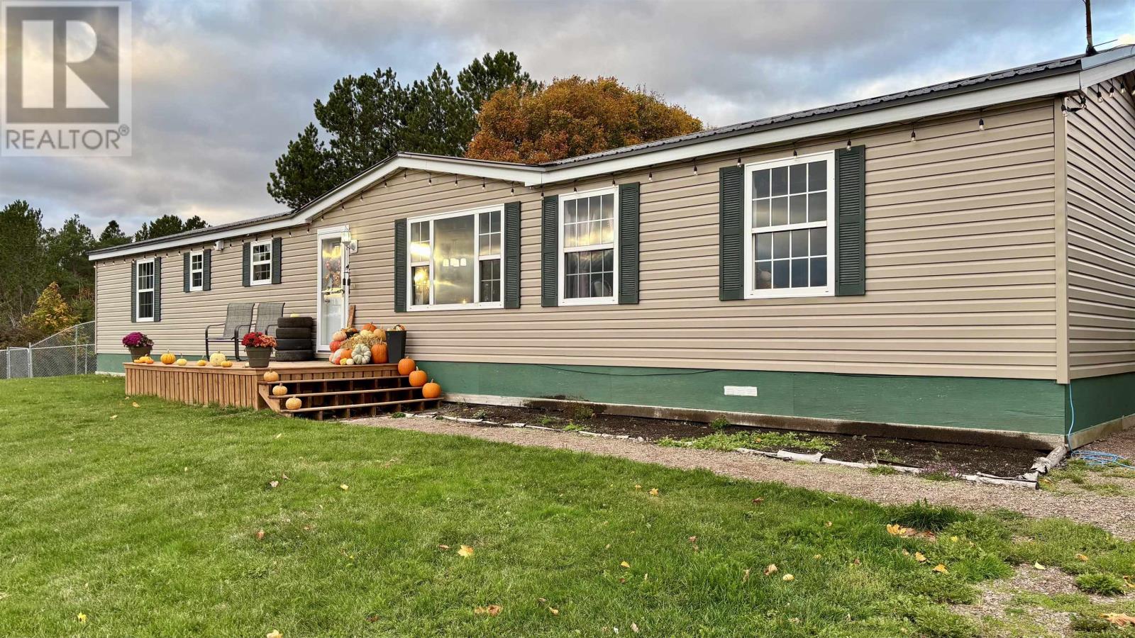 7 Macmillan Road, Five Houses, Prince Edward Island  C0A 2A0 - Photo 2 - 202526846