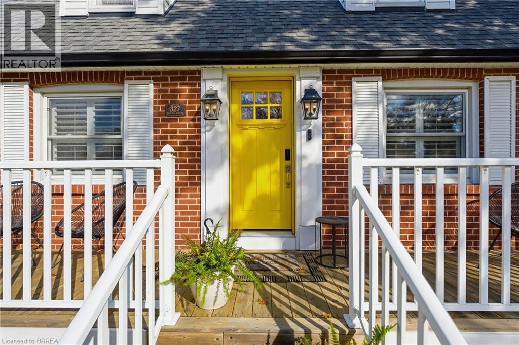 327 Terrace Hill Street, Brantford, Ontario  N3R 1H4 - Photo 3 - 40783966