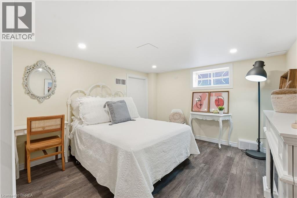 327 Terrace Hill Street, Brantford, Ontario  N3R 1H4 - Photo 22 - 40783966