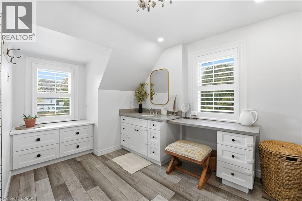 327 Terrace Hill Street, Brantford, Ontario  N3R 1H4 - Photo 17 - 40783966