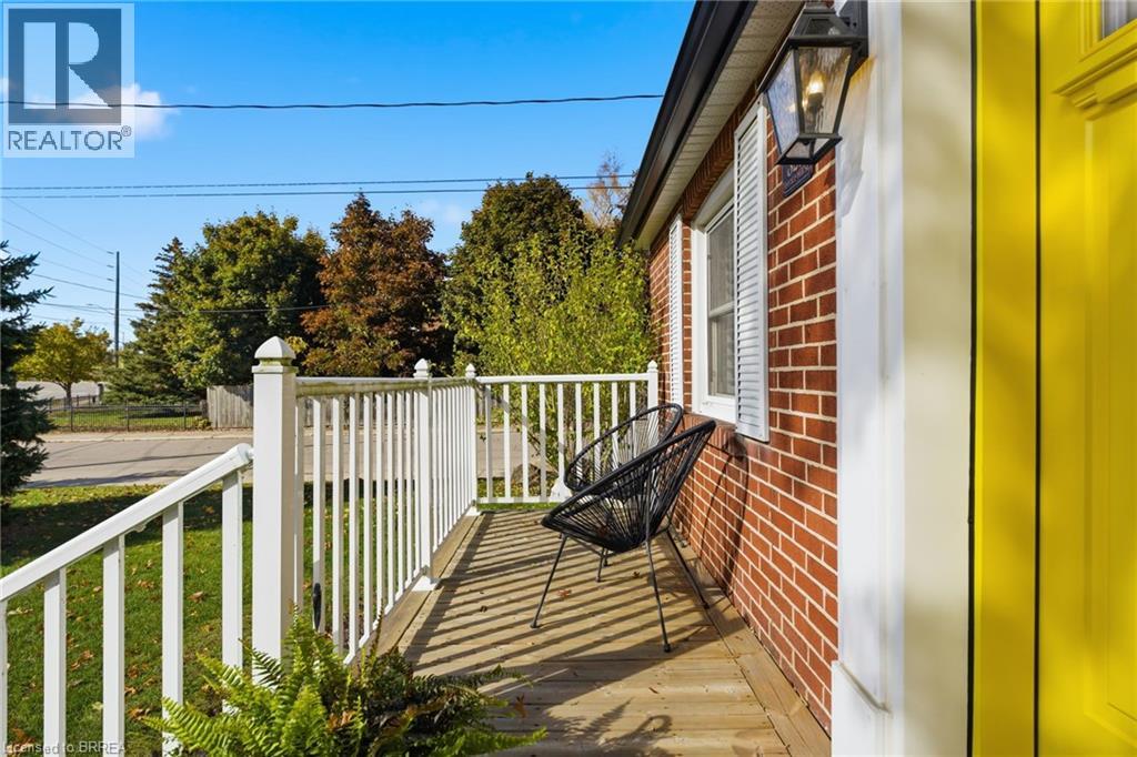 327 Terrace Hill Street, Brantford, Ontario  N3R 1H4 - Photo 4 - 40783966