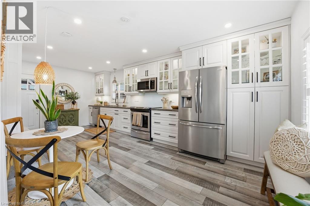 327 Terrace Hill Street, Brantford, Ontario  N3R 1H4 - Photo 8 - 40783966