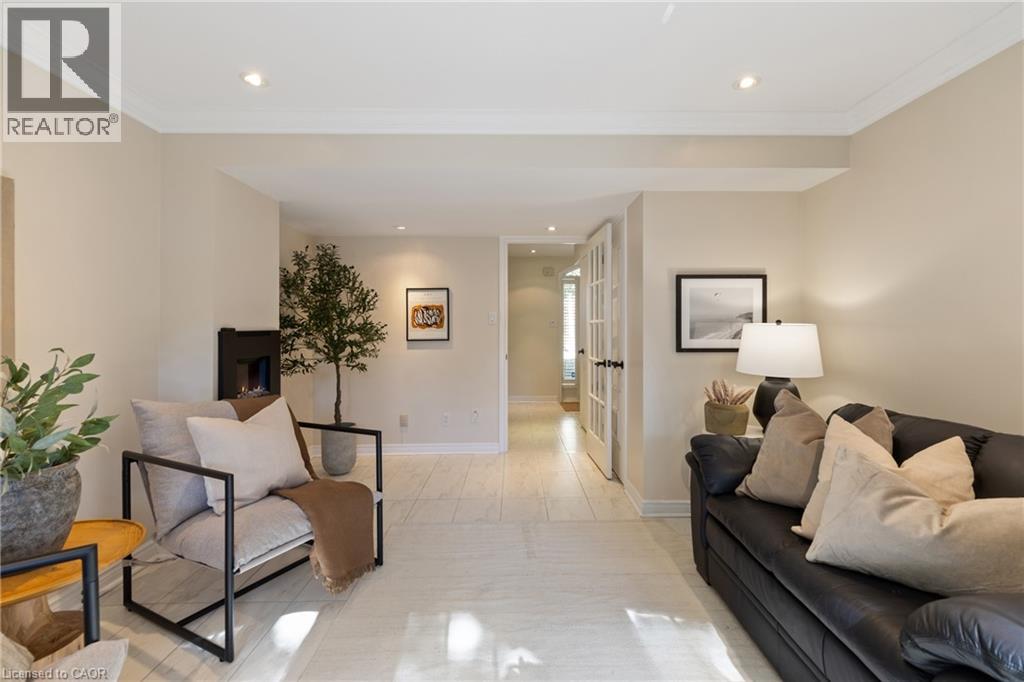 126 Brant Street, Oakville, Ontario  L6K 3X6 - Photo 11 - 40769979