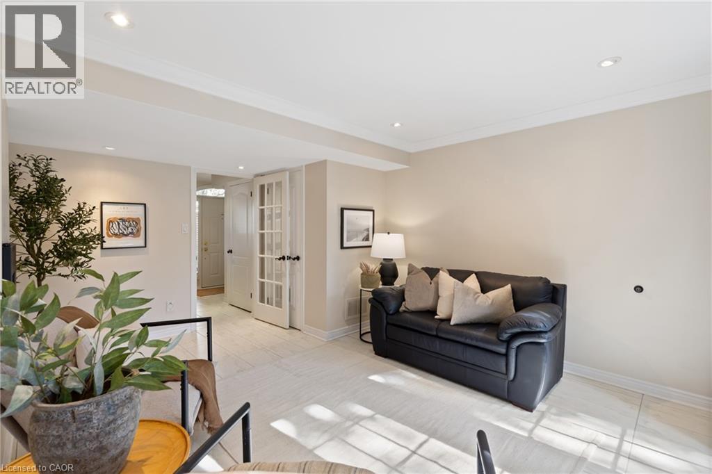 126 Brant Street, Oakville, Ontario  L6K 3X6 - Photo 12 - 40769979