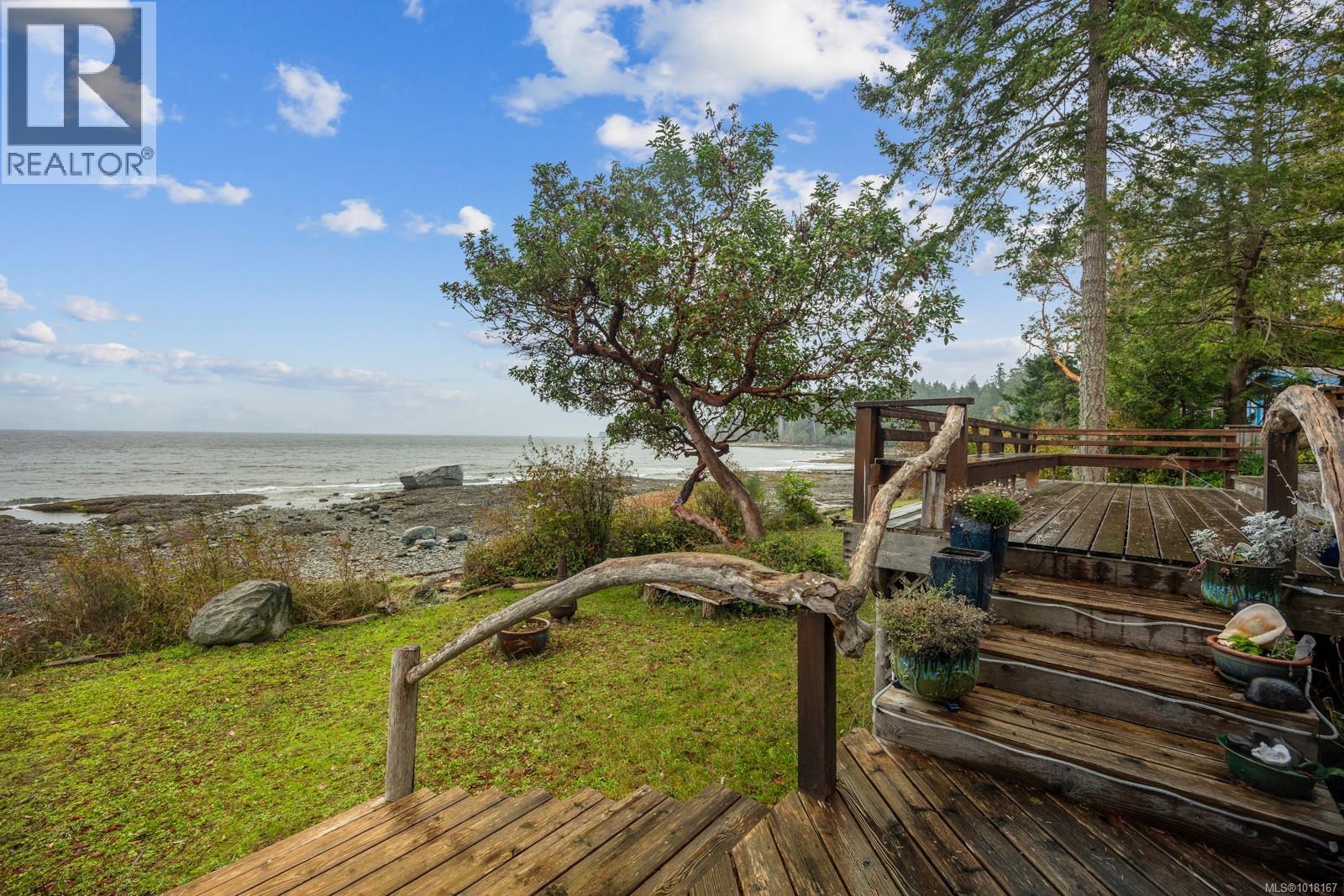 3495 Harwood Rd, Hornby Island, British Columbia  V0R 1Z0 - Photo 8 - 1018167