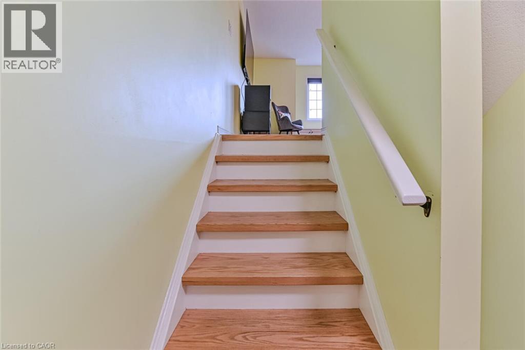 110 Activa Avenue Unit# E-31, Kitchener, Ontario  N2E 4K4 - Photo 18 - 40784047