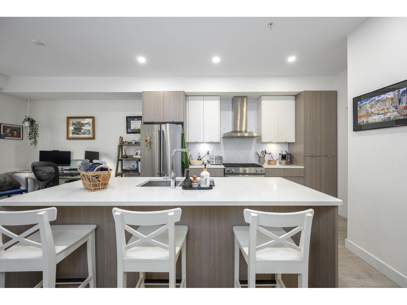 51 7947 209 Street, Langley, British Columbia  V2Y 2C8 - Photo 3 - R3063017