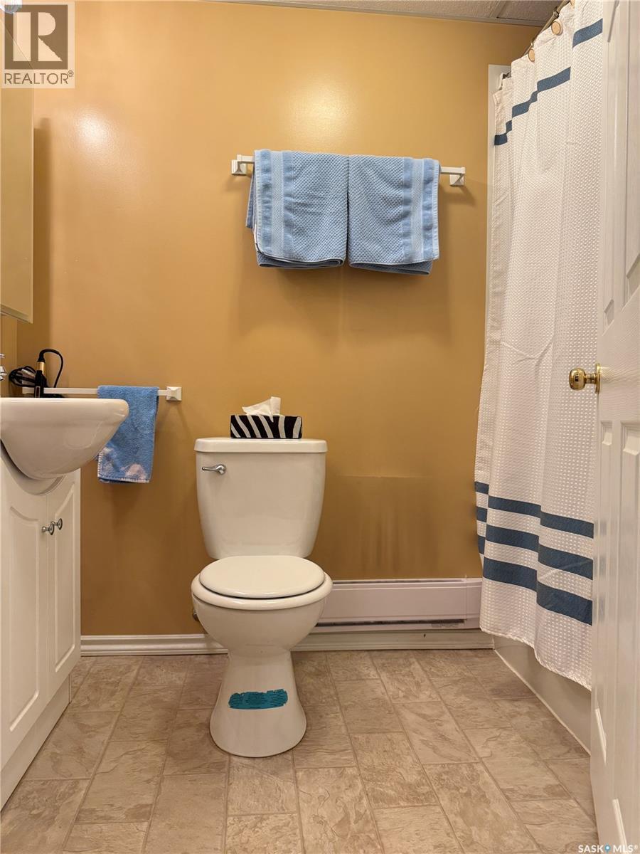 505 9th Avenue W, Melville, Saskatchewan  S0A 2P0 - Photo 27 - SK021924