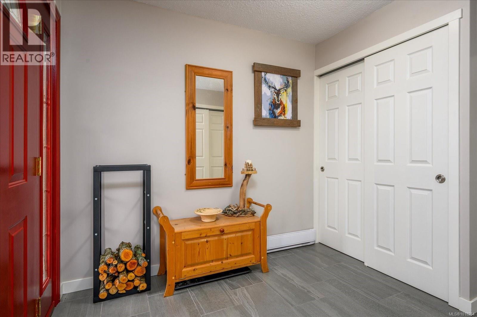 6891 Harwood Dr, Lantzville, British Columbia  V0R 2H0 - Photo 5 - 1018254