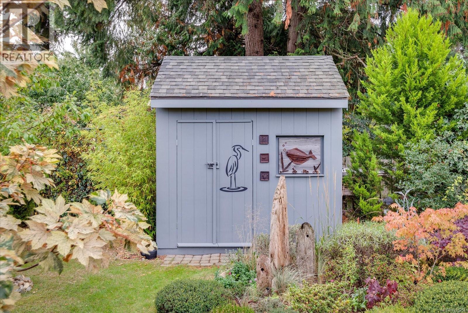 6891 Harwood Dr, Lantzville, British Columbia  V0R 2H0 - Photo 53 - 1018254