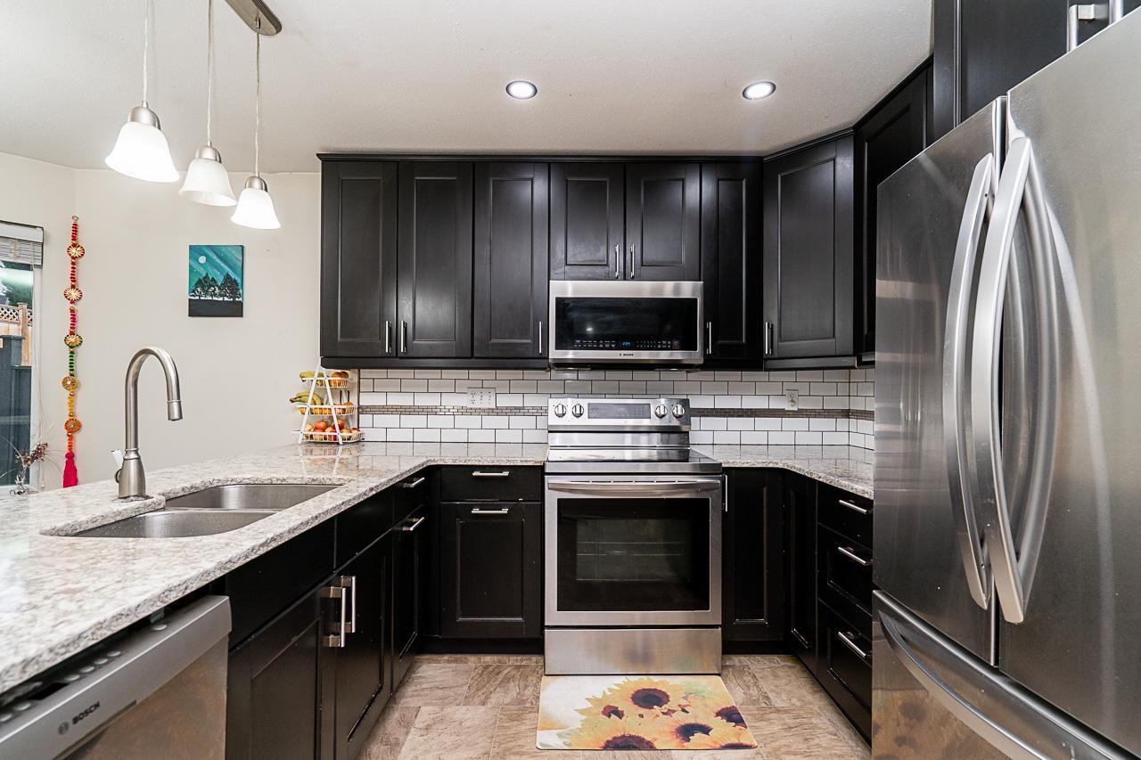 18661 56 Avenue Avenue, Surrey, British Columbia  V3S 7Y2 - Photo 9 - R3062479