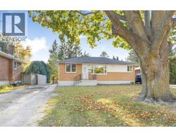 28 SPURGEON DRIVE, Chatham, Ontario