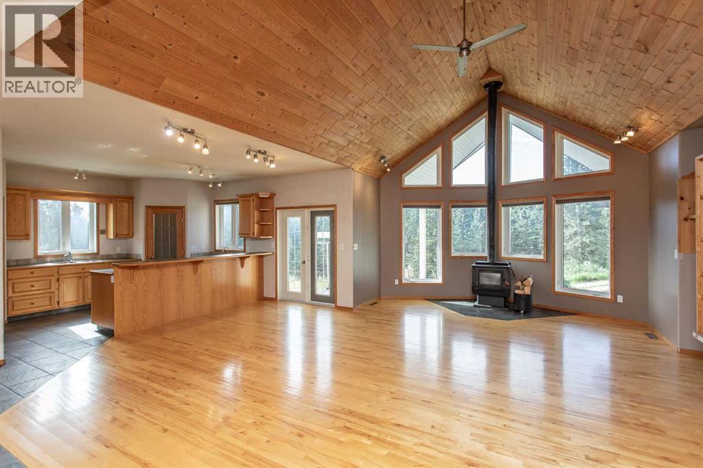 126 4th Street, Leslieville, Alberta  T0M 1H0 - Photo 12 - A2245769