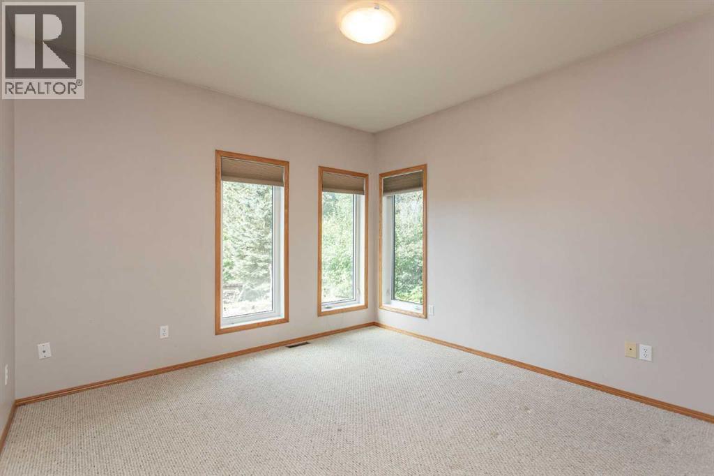 126 4th Street, Leslieville, Alberta  T0M 1H0 - Photo 22 - A2245769