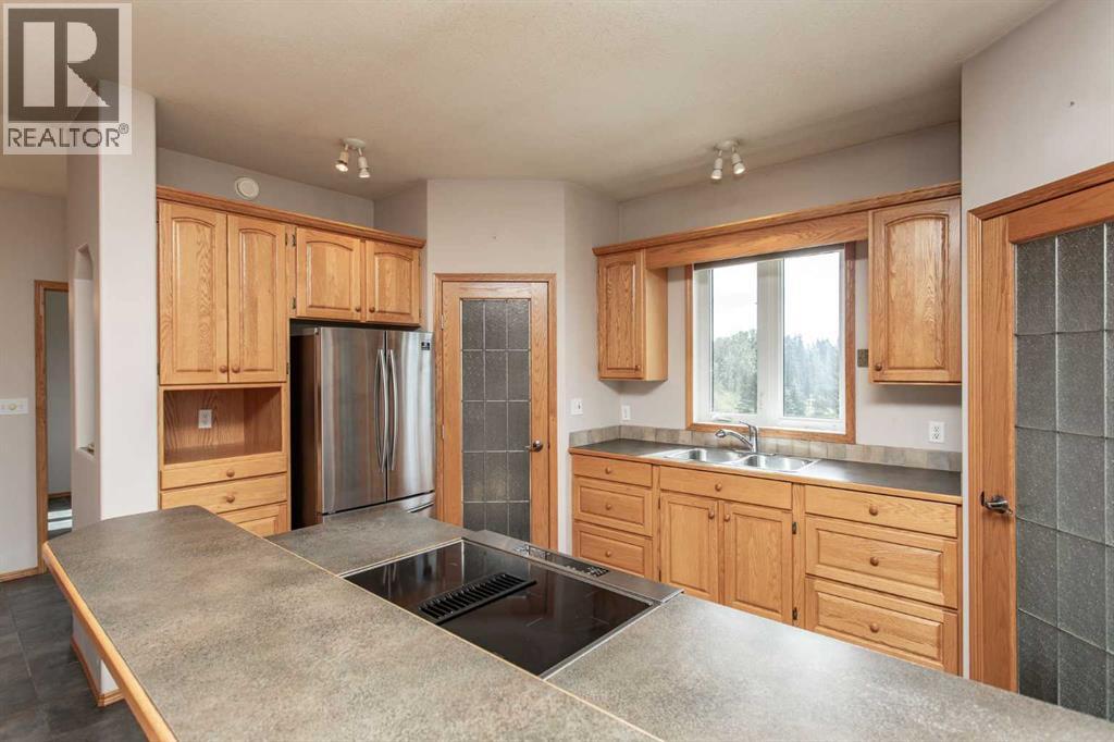 126 4th Street, Leslieville, Alberta  T0M 1H0 - Photo 17 - A2245769