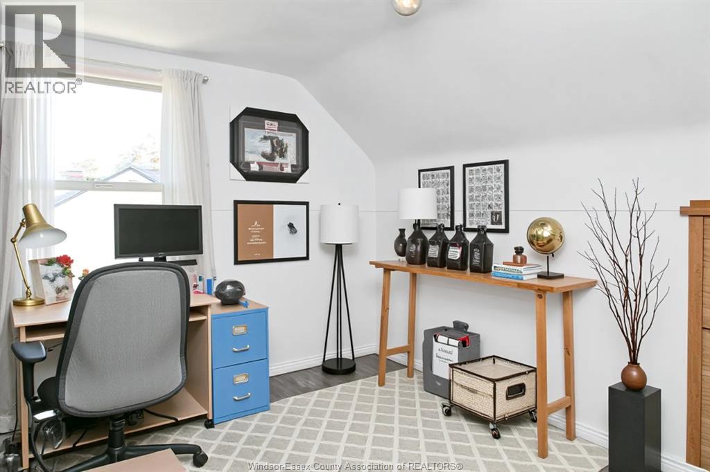 1990 Ypres, Windsor, Ontario  N8W 1S8 - Photo 14 - 25027489