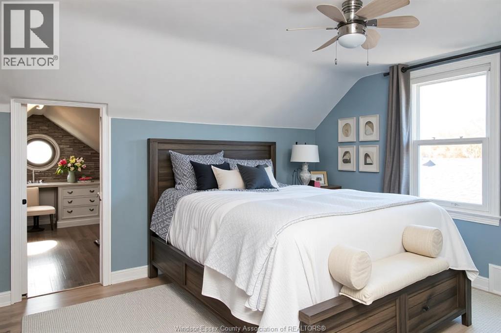 1990 Ypres, Windsor, Ontario  N8W 1S8 - Photo 12 - 25027489