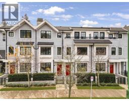 <div class="price">$1,844,900</div> 5 1133 Ridgewood Drive, North Vancouver<br><div style="margin-bottom:8px;"><small>Royal LePage Sussex</small></div><div class='bed_bath'>3 Bed | 4 Bath</div>