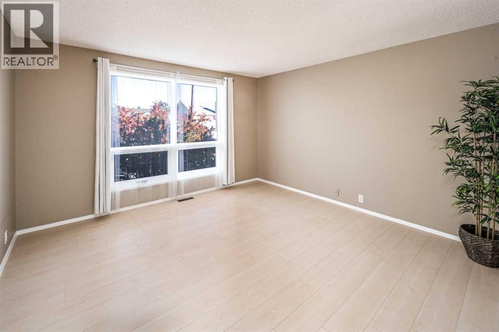 27 Strathearn Crescent Sw, Calgary, Alberta  T3H 1K6 - Photo 15 - A2264872