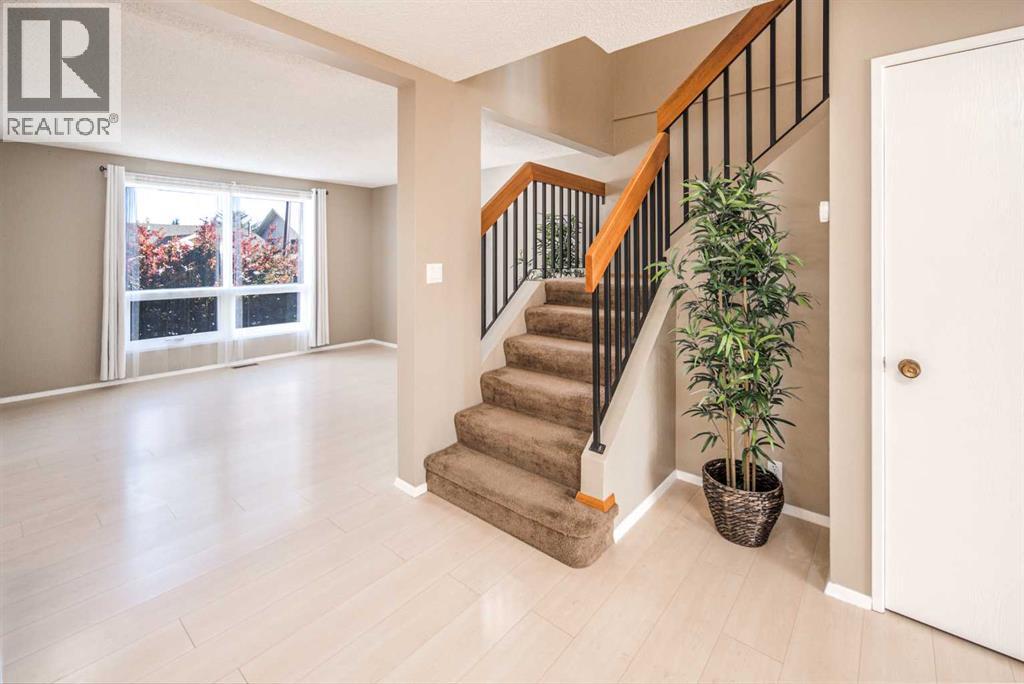 27 Strathearn Crescent Sw, Calgary, Alberta  T3H 1K6 - Photo 17 - A2264872