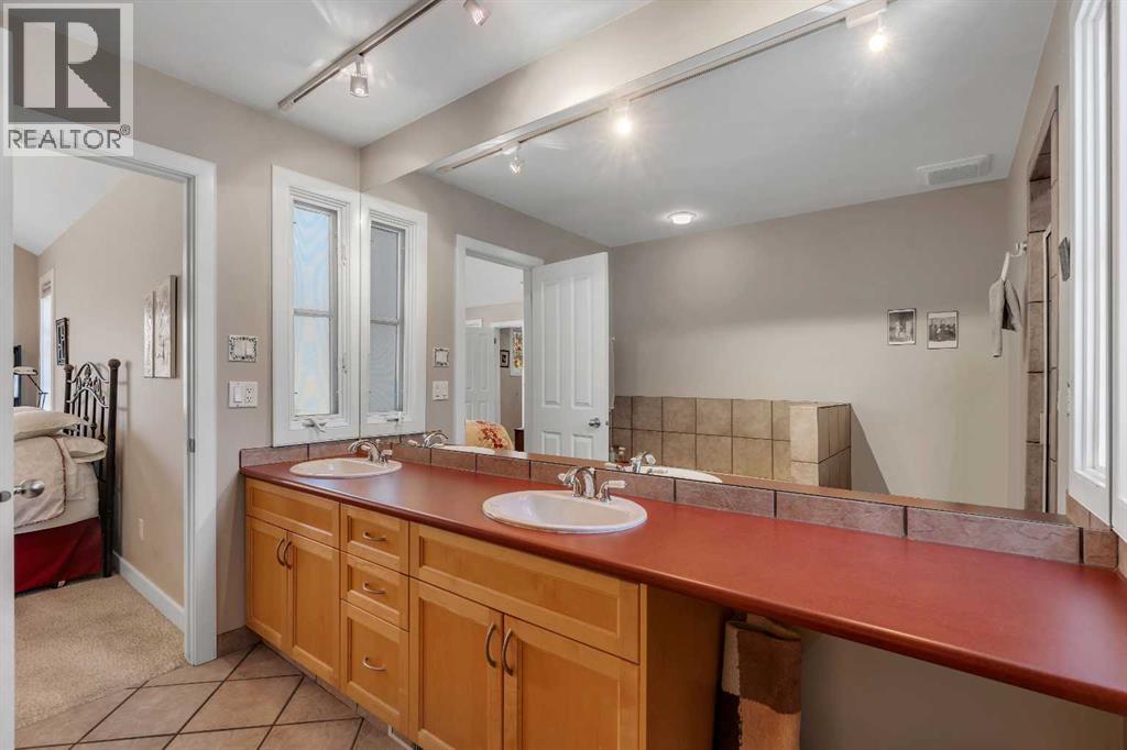 2215 2 Avenue Nw, Calgary, Alberta  T2N 0H1 - Photo 26 - A2266107